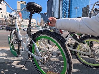 Scanning QR to using Ddarungi bike at a designated station in Seoul
